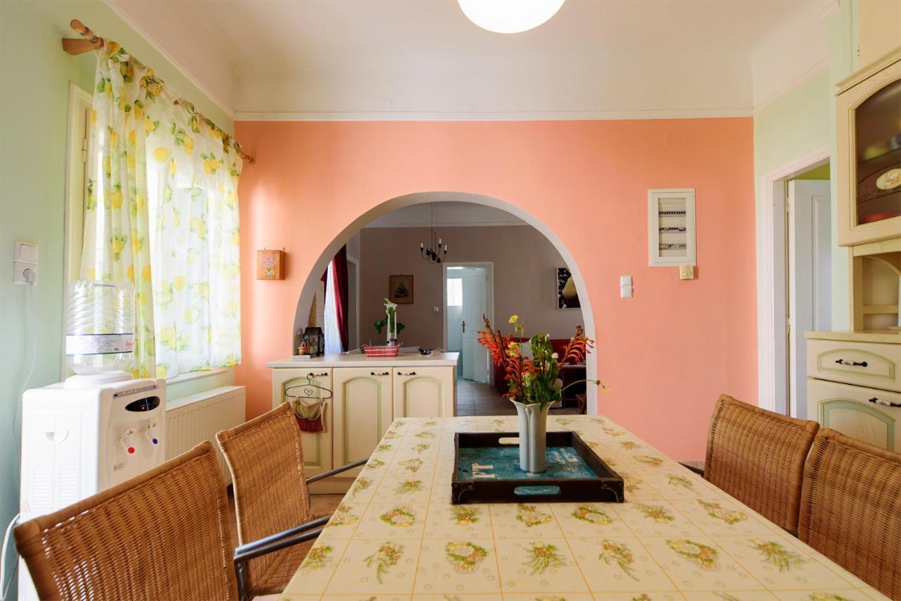 Apartmán Jasmine Of Poseidonia Posidhonía Exteriér fotografie