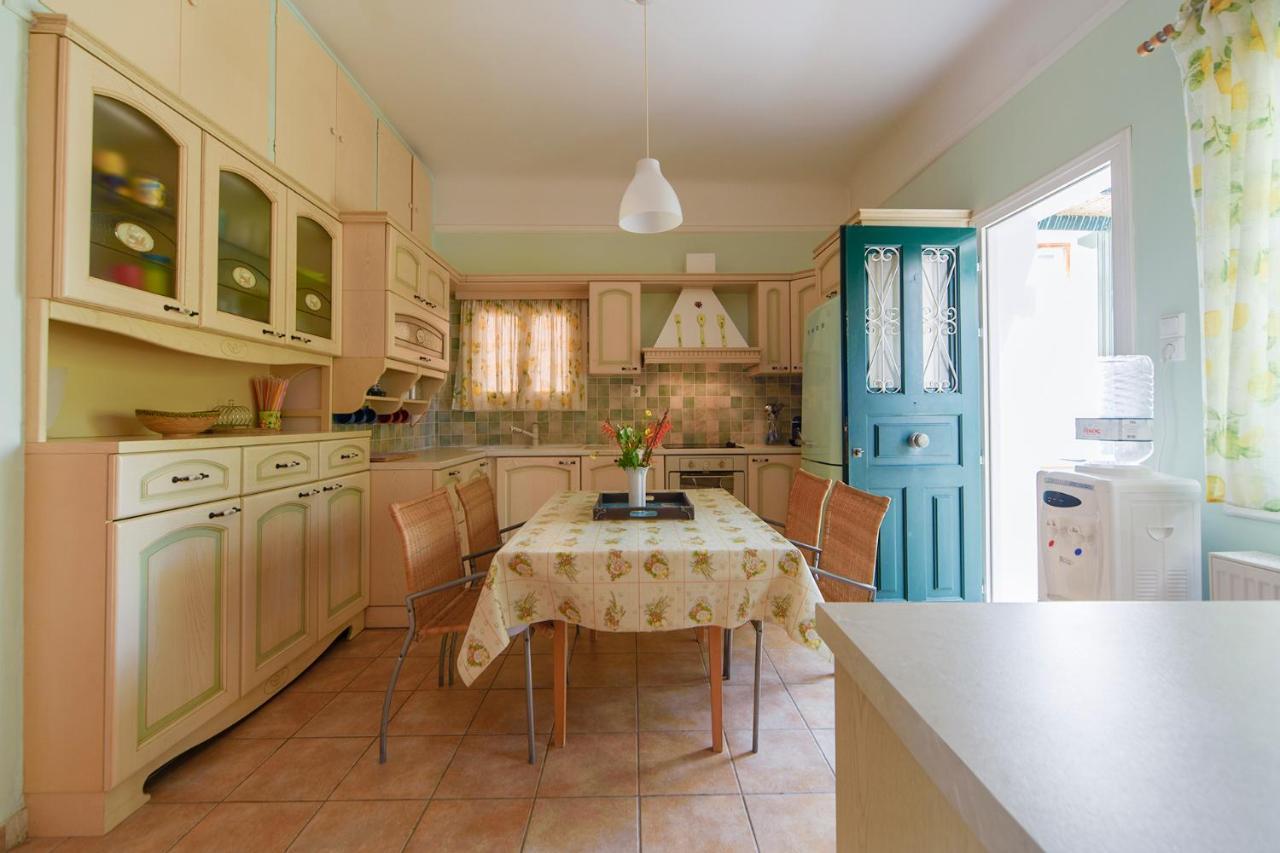 Apartmán Jasmine Of Poseidonia Posidhonía Exteriér fotografie