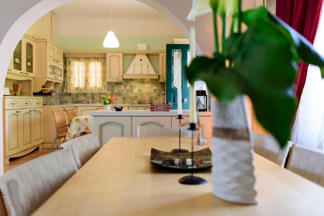 Apartmán Jasmine Of Poseidonia Posidhonía Exteriér fotografie